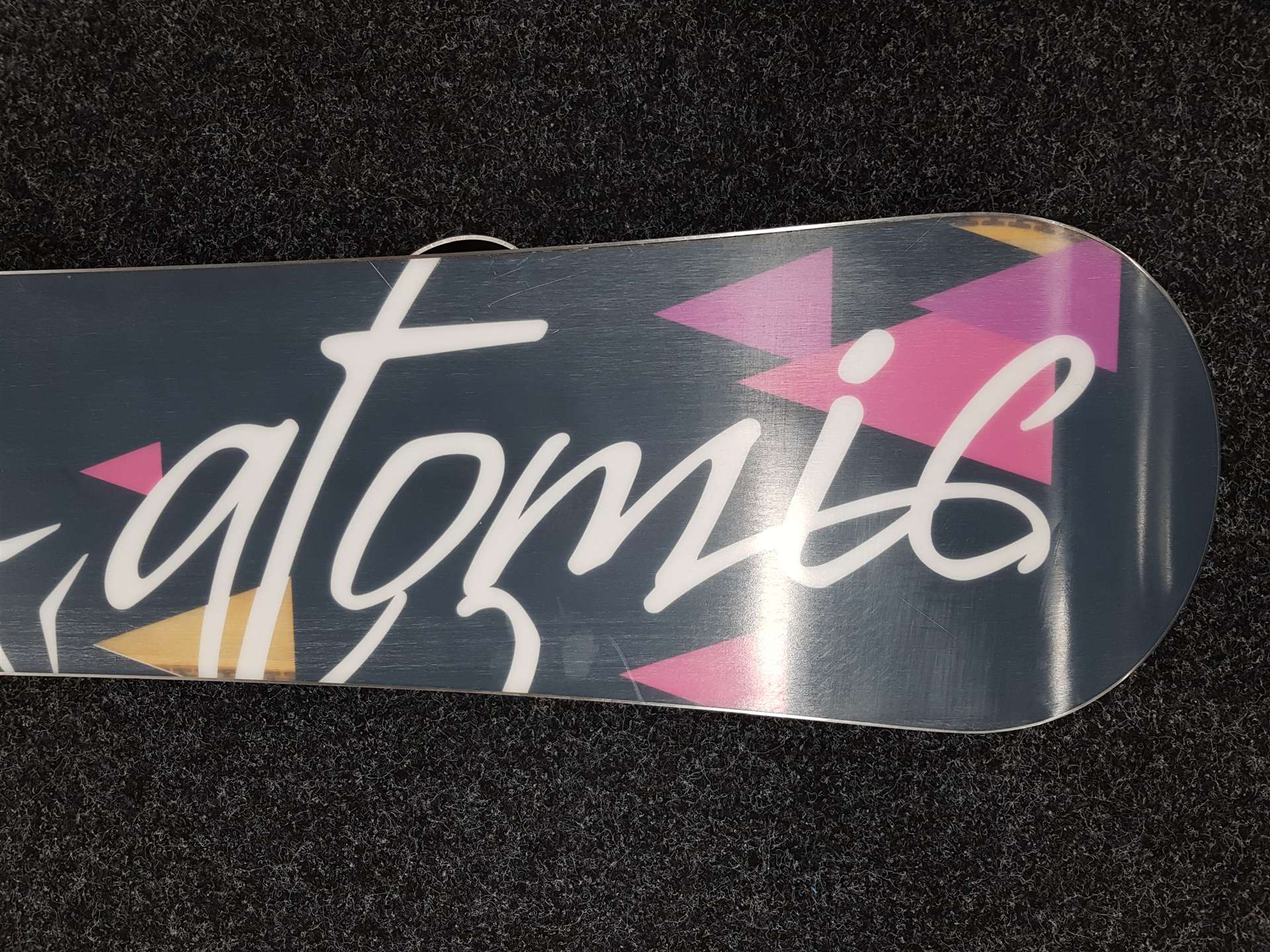 Použitý snowboard ATOMIC Eighties + viazanie Head veľkosť S/M