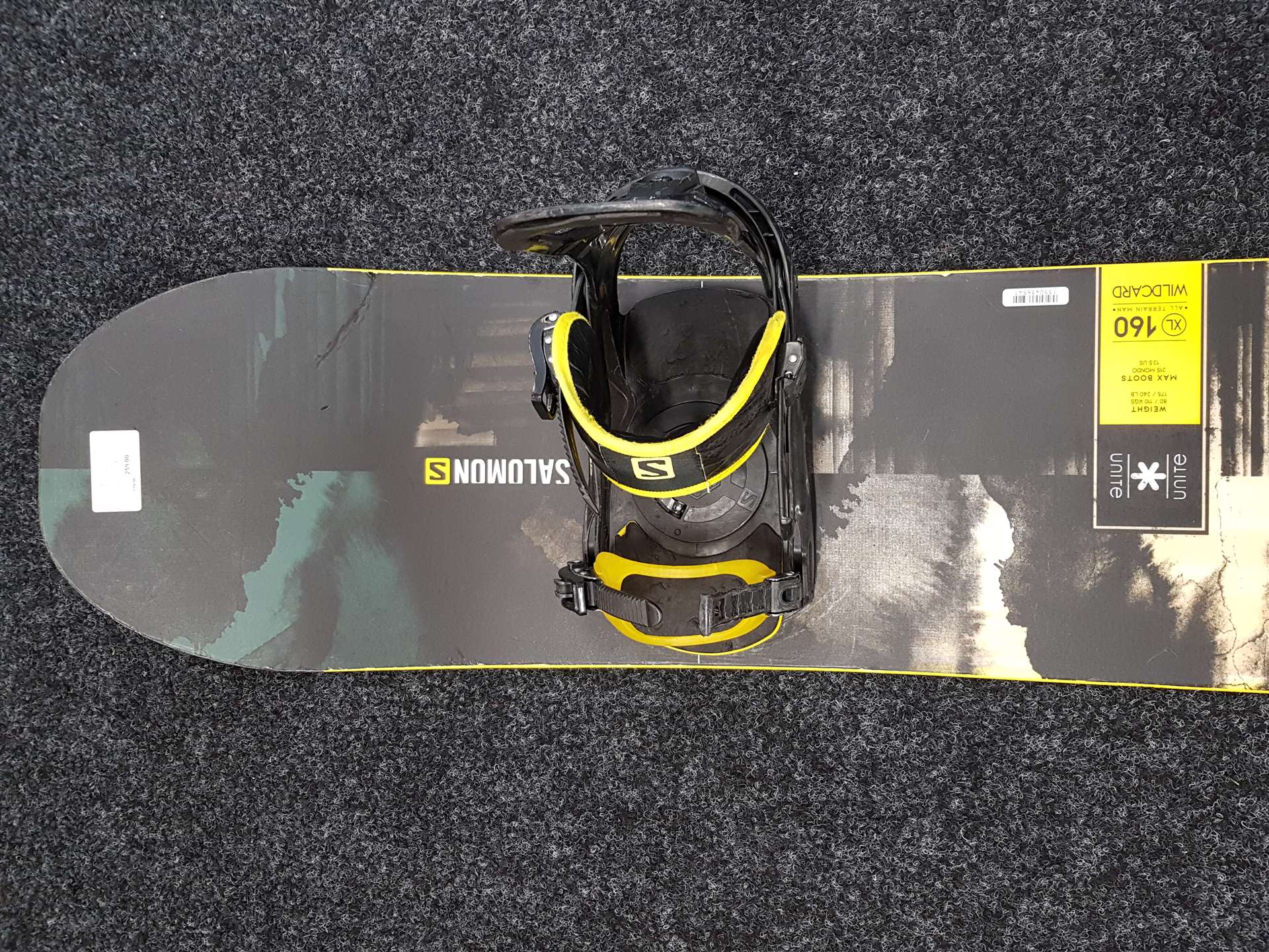 Použitý snowboard Salomon Wild Card + viazanie Salomon veľkosť L