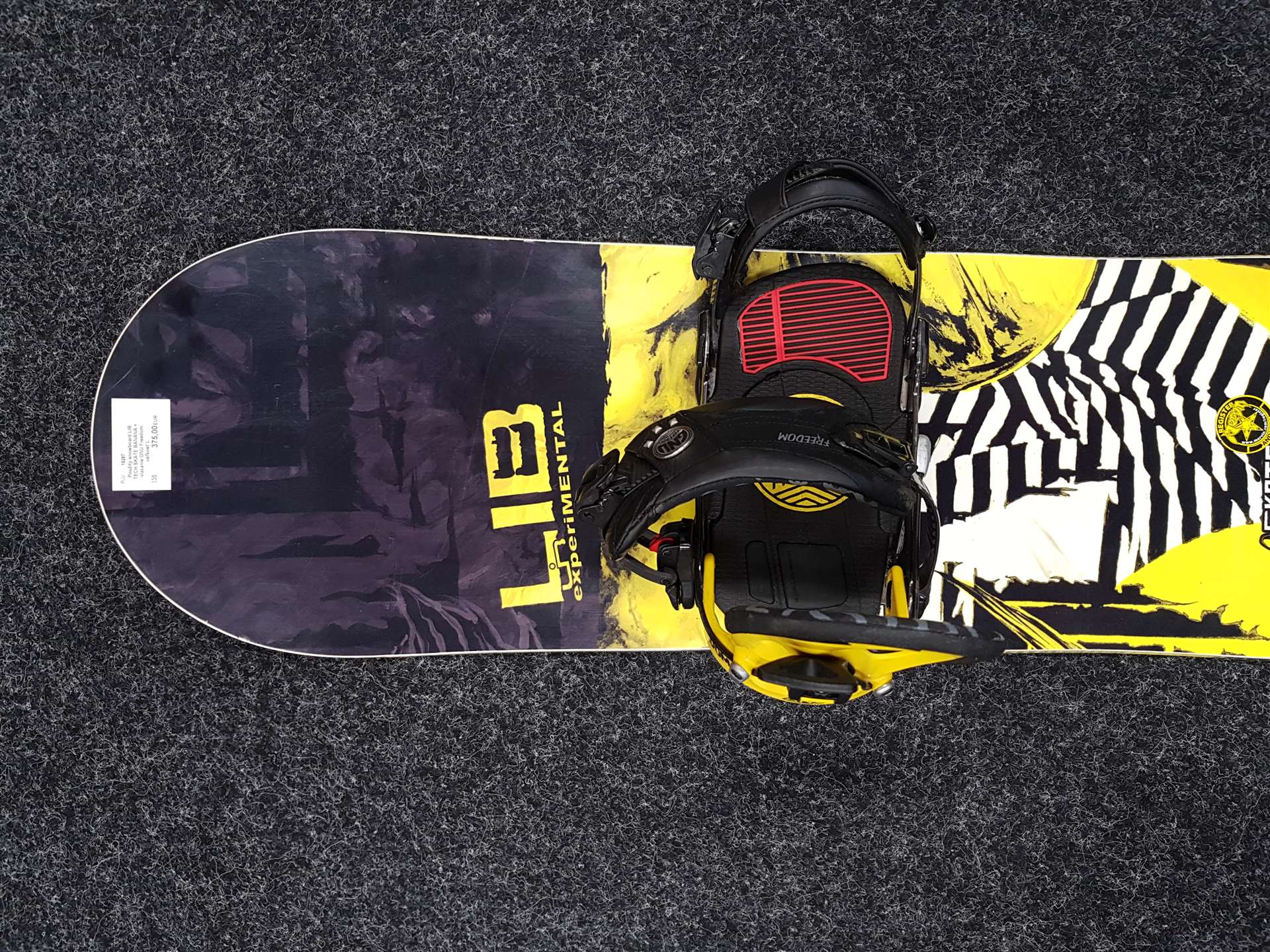 Použitý snowboard LIB TECH SKATE BANANA + viazanie GNU Freedom veľkosť L