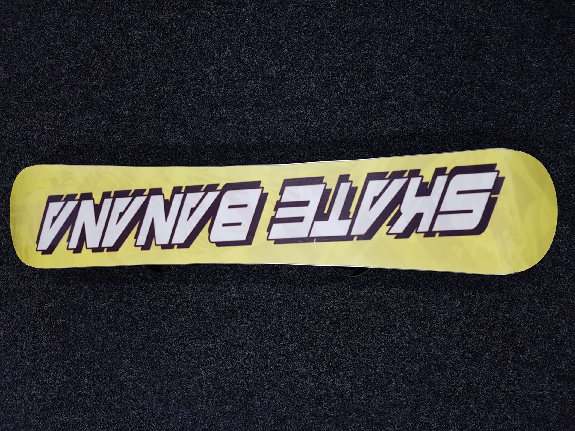 Použitý snowboard LIB TECH SKATE BANANA + viazanie GNU Freedom veľkosť L